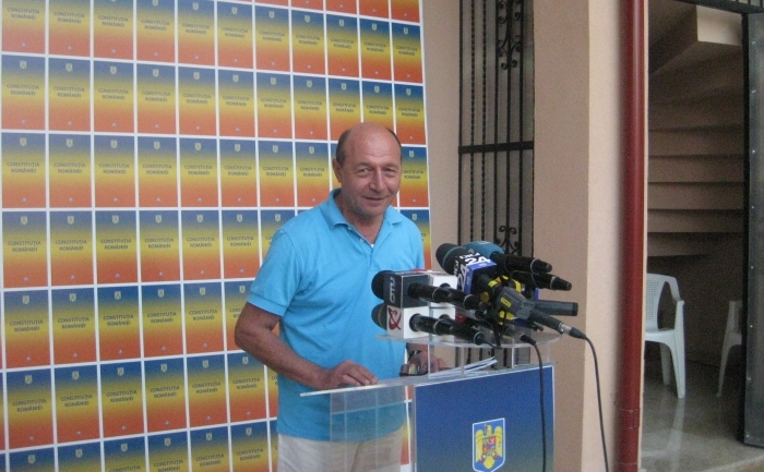 Traian Băsescu la Conferinţa de presă susţinută duminică, 5 august 2012 (Epoch Times)